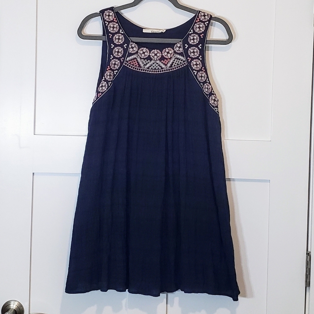 Ellison Sleeveless Embroidered Lined Navy Mini Dress Size Medium Gauzey Boho